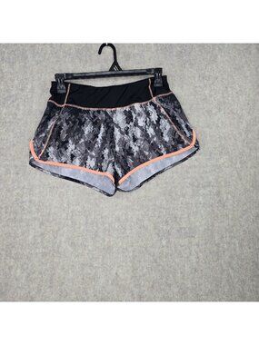 Reebok Womens Athletic Running Shorts Gray Camo Print  Size M Lightweight